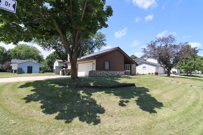 1432  Renee Dr, Racine, WI 53406 - Photo 19
