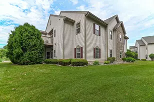 8634 S Roxbury Way, Oak Creek, WI 53154 - Photo 23