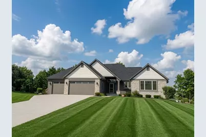 S54 W25358  Pebble Brook Ct, Waukesha, WI 53189 - Photo 1