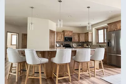 S54 W25358  Pebble Brook Ct, Waukesha, WI 53189 - Photo 3