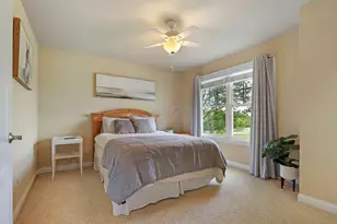 827 Eagleton Dr, Geneva, WI 53147 - Photo 19
