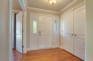 827 Eagleton Dr, Geneva, WI 53147 - Photo 9