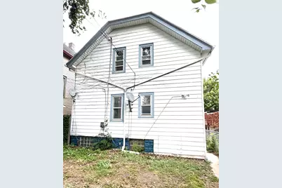 1313 N 38th St #1315, Milwaukee, WI 53208 - Photo 5