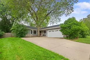 4613 87th Pl, Kenosha, WI 53142 - Photo 1