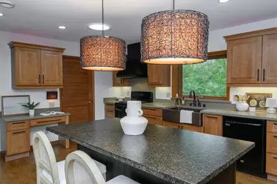 W195S9804  Racine Ave, Muskego, WI 53150 - Photo 5