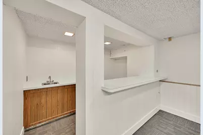 7266 N Pierron Rd, Glendale, WI 53209 - Photo 27