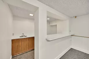 7266 N Pierron Rd, Glendale, WI 53209 - Photo 27