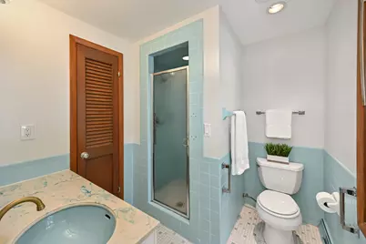 7266 N Pierron Rd, Glendale, WI 53209 - Photo 21