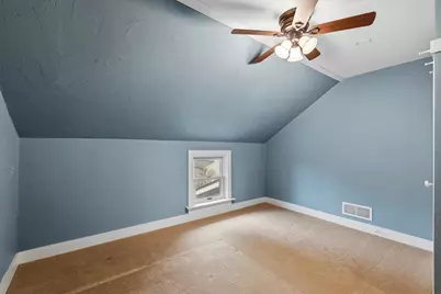 2237  Washington Ave, Cedarburg, WI 53012 - Photo 39