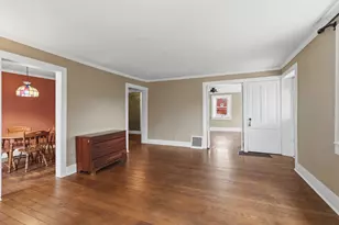 2237 Washington Ave, Cedarburg, WI 53012 - Photo 11