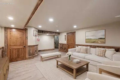 2237  Washington Ave, Cedarburg, WI 53012 - Photo 51