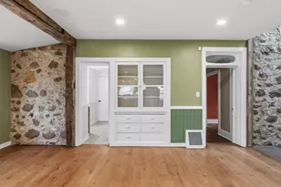 2237 Washington Ave, Cedarburg, WI 53012 - Photo 17