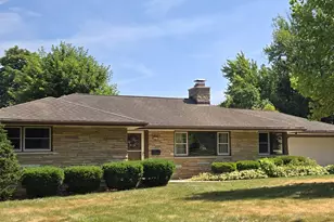 5617 W Jackson Park Dr, Milwaukee, WI 53219 - Photo 25