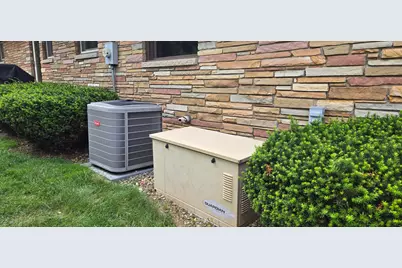 5617 W Jackson Park Dr, Milwaukee, WI 53219 - Photo 23