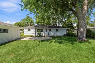 1534 N Holden St, Port Washington, WI 53074 - Photo 3