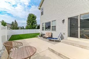 3805 Yates Dr, Racine, WI 53406 - Photo 23