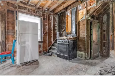 3911 W Roberts St, Milwaukee, WI 53208 - Photo 11