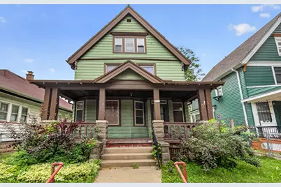 3911 W Roberts St, Milwaukee, WI 53208 - Photo 1