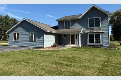S108W37645  Draper Rd, Eagle, WI 53119 - Photo 1