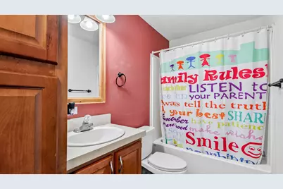 W8249  Woodview Dr, Onalaska, WI 54650 - Photo 21