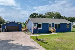 W8249 Woodview Dr, Onalaska, WI 54650 - Photo 1