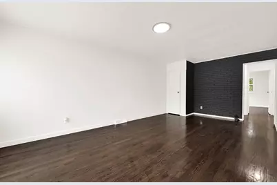 8208 W Keefe Ave, Milwaukee, WI 53222 - Photo 11
