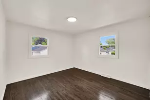 8208 W Keefe Ave, Milwaukee, WI 53222 - Photo 11