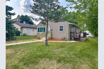 8208 W Keefe Ave, Milwaukee, WI 53222 - Photo 25