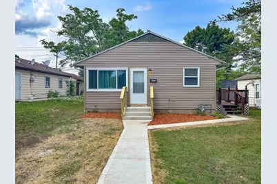 8208 W Keefe Ave, Milwaukee, WI 53222 - Photo 31
