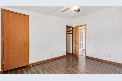 W8241  Woodview Dr, Onalaska, WI 54650 - Photo 17