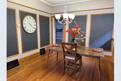 3716 W Branting Ln, Milwaukee, WI 53215 - Photo 7