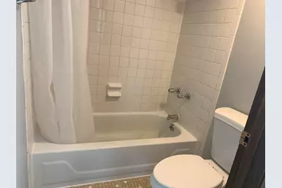 2620 W Custer Ave #Apt 3, Glendale, WI 53209 - Photo 9