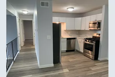 2620 W Custer Ave #Apt 3, Glendale, WI 53209 - Photo 3