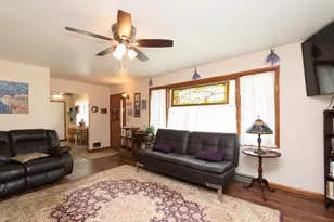 453 Grove St, Mayville, WI 53050 - Photo 3