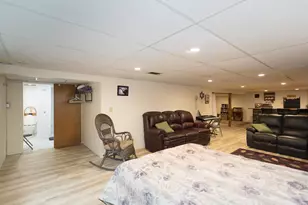 453 Grove St, Mayville, WI 53050 - Photo 25