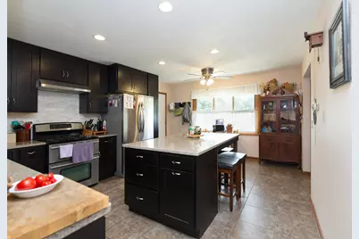453  Grove St, Mayville, WI 53050 - Photo 7