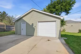 1341 Ohio St, Racine, WI 53405 - Photo 27
