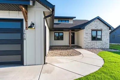 1618  Fox Glove St, Holmen, WI 54636 - Photo 41