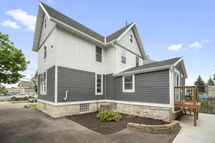 125 E Park Ave, Waukesha, WI 53186 - Photo 29