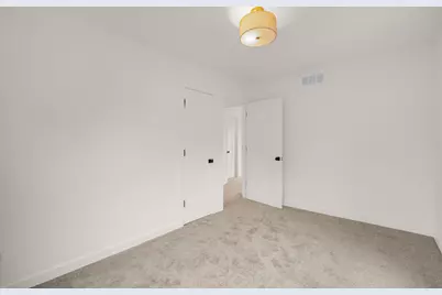 125 E Park Ave, Waukesha, WI 53186 - Photo 23