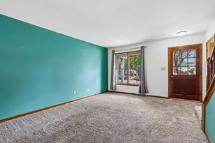 2070 Cliff-Alex Ct, Waukesha, WI 53189 - Photo 11