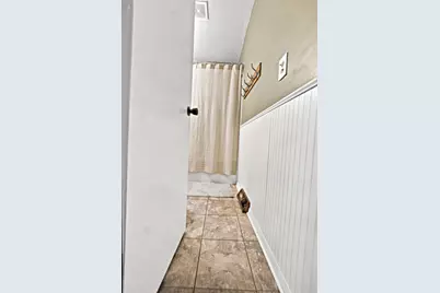 159 W Armour Ave, Milwaukee, WI 53207 - Photo 27