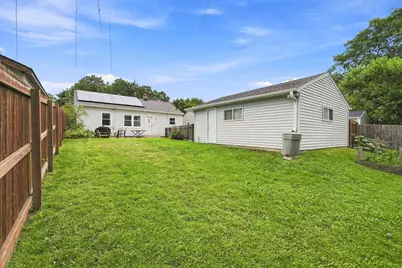 159 W Armour Ave, Milwaukee, WI 53207 - Photo 9