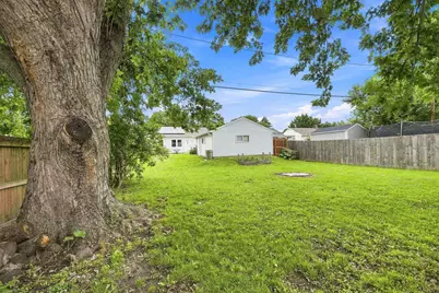 159 W Armour Ave, Milwaukee, WI 53207 - Photo 7