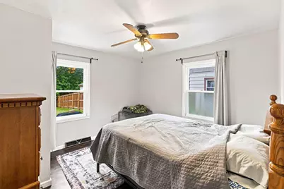 159 W Armour Ave, Milwaukee, WI 53207 - Photo 21