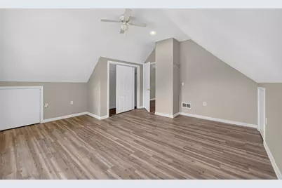 5264 S Packard Ave, Cudahy, WI 53110 - Photo 13