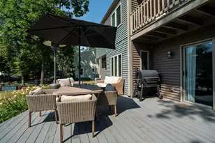 10541 W Pine Ridge Rd, Greenfield, WI 53228 - Photo 5