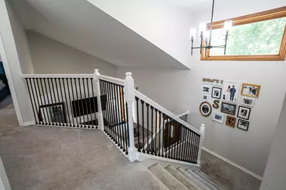 10541 W Pine Ridge Rd, Greenfield, WI 53228 - Photo 21