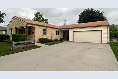 110 S Highland Ave, Thiensville, WI 53092 - Photo 35