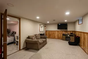 110 S Highland Ave, Thiensville, WI 53092 - Photo 23